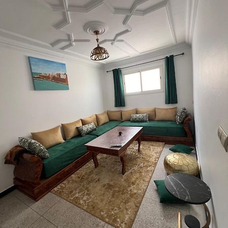 Youss Family Appartement Есувейра Екстериор снимка