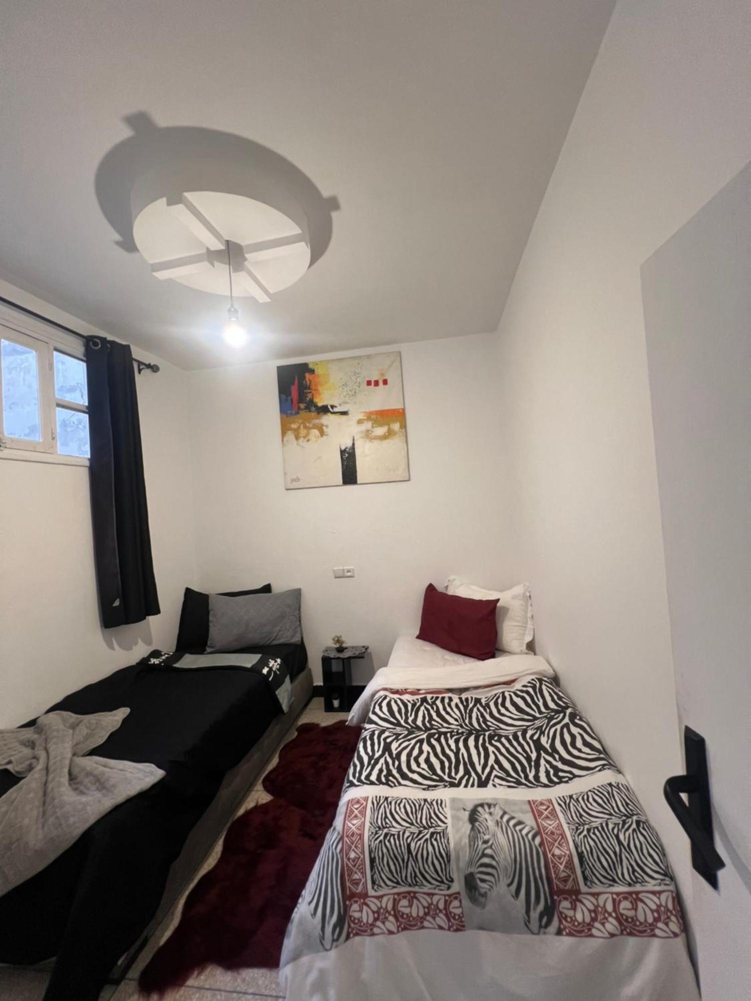Youss Family Appartement Есувейра Екстериор снимка