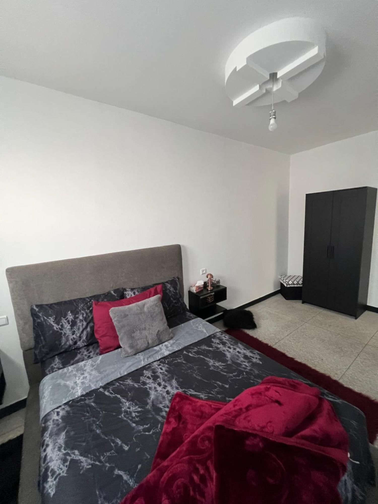 Youss Family Appartement Есувейра Екстериор снимка