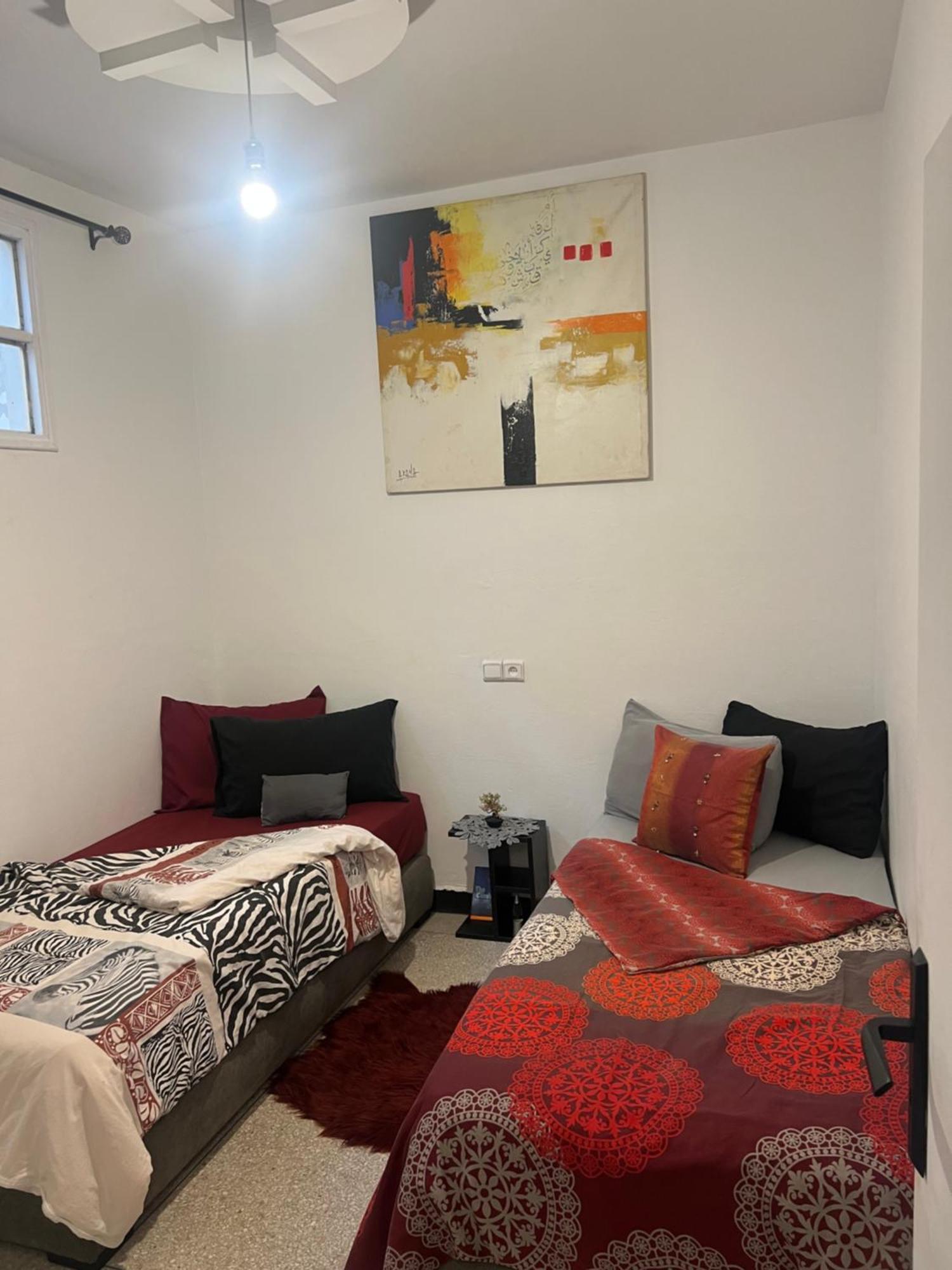 Youss Family Appartement Есувейра Екстериор снимка